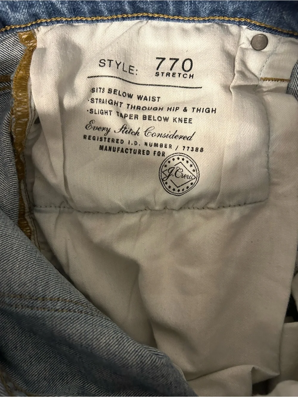 J.Crew 770 Men’s Straight-fit stretch jeans in three-year wash blue pants 31/32